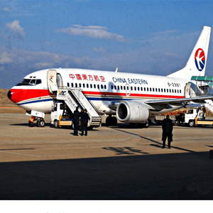 东极空运地址航空快运业稳步发展的原因是什么？